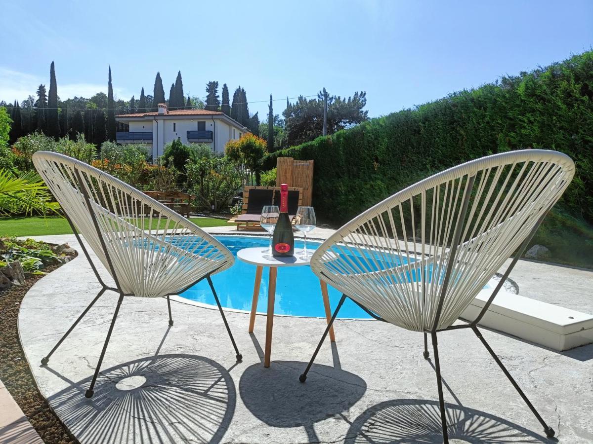 Picnic Room And Pool Castelnuovo del Garda Eksteriør billede